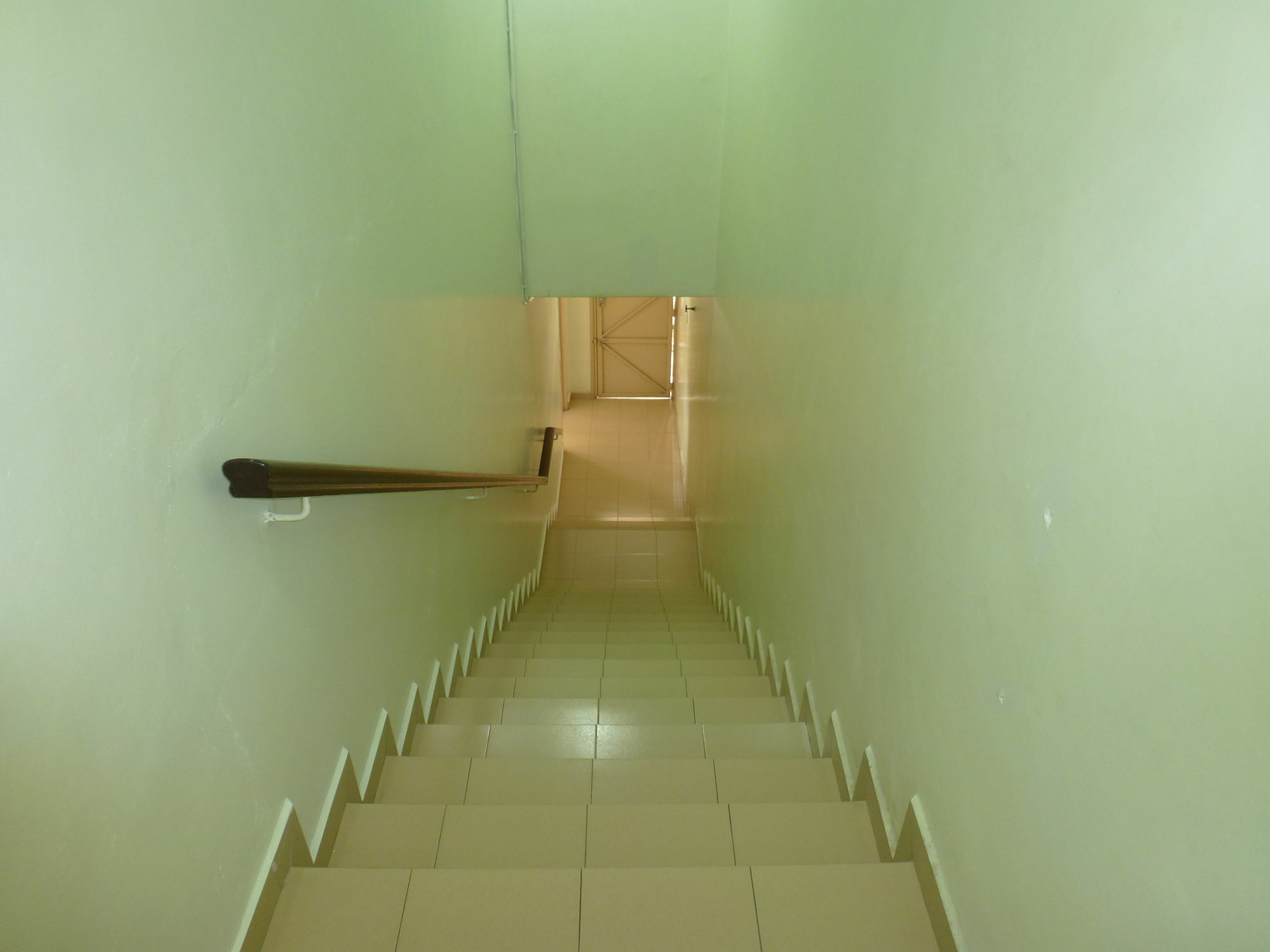 Batu Berendam Inn Kampong Sungai Putat Kültér fotó